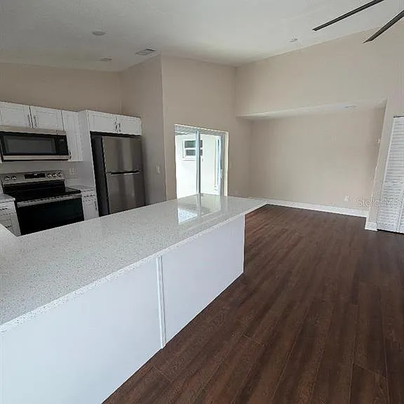 5408 Marlwood Ct — Photo 3