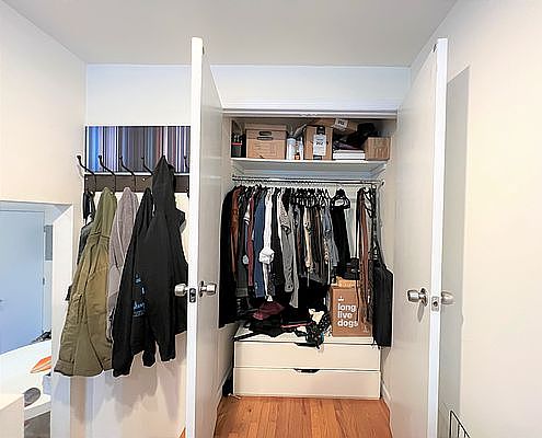 5th image of 215 E Broadway Frnt 2
