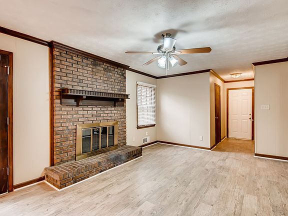 5th image of 3154 Periwinkle Dr