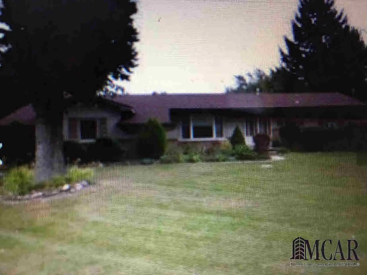 8621 Summerfield Rd photo 1