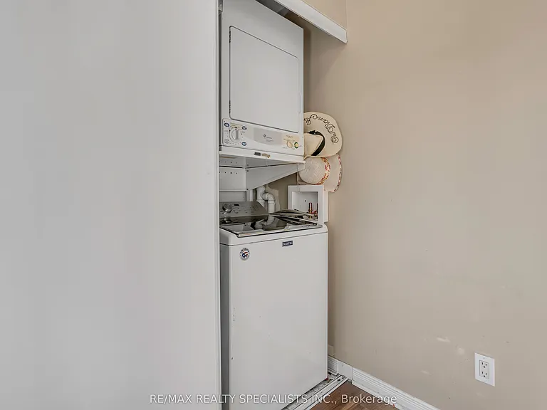54 E Liberty St #1013 — Photo 29