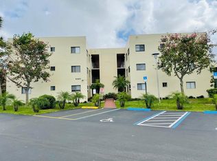 5160 Las Verdes Cir APT 313, Delray Beach, FL 33484
