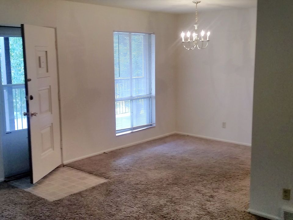 1st image of 405 W 87th Pl #405