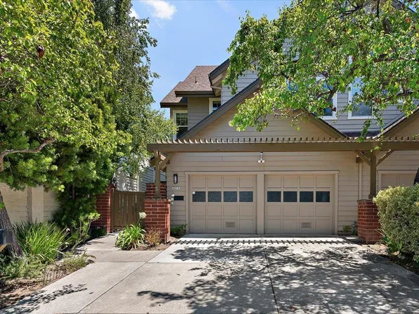 2131 Avy Ave, Menlo Park, CA 94025