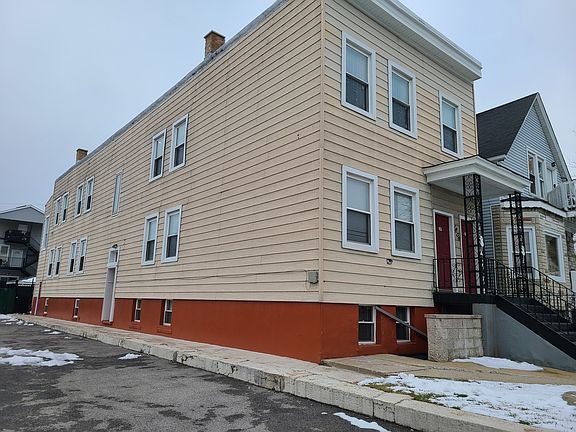 3rd image of 1806 N Monticello Ave #1F