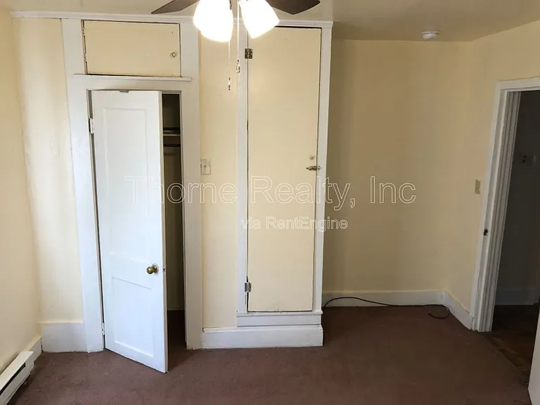 517 NE Main St — Photo 12
