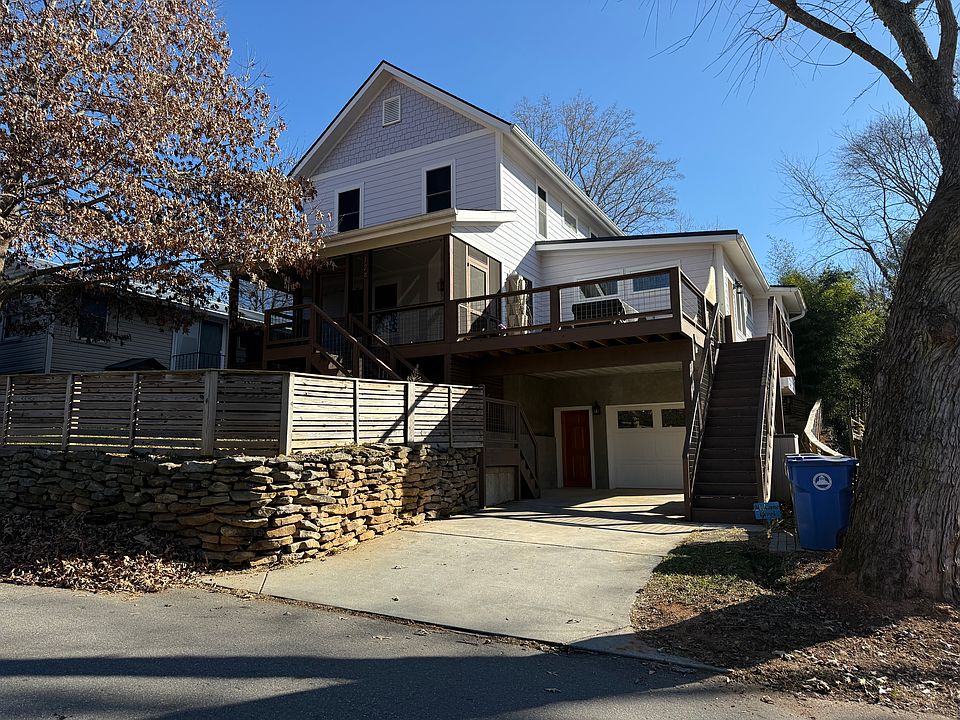 1st image of 124 Deaver St