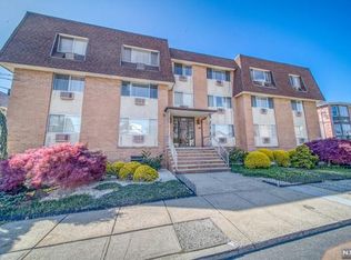 227 13th St APT C4, Palisades Park, NJ