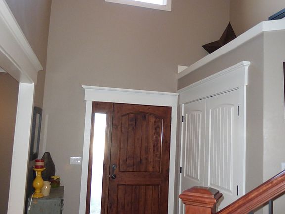 2nd image of 9486 S Medallion Cir
