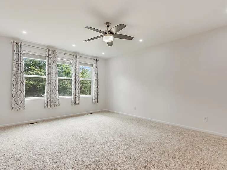 44843 Stockton Dr — Photo 22