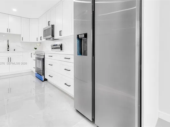 8957 NW 44th Ct, Fort Lauderdale, FL 33351
