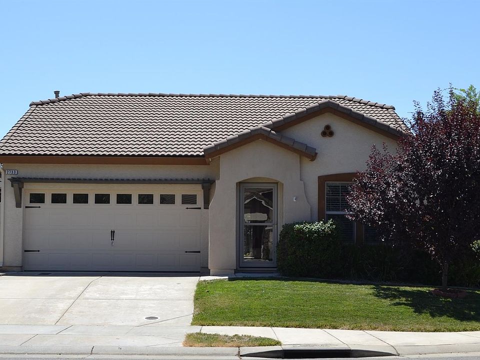 1st image of 2733 Lindbergh Ln