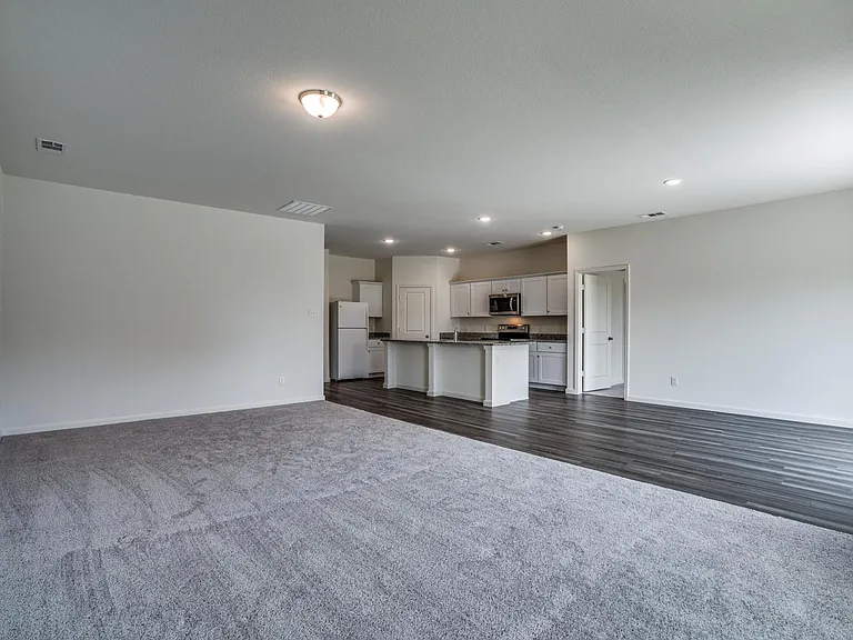 786 Wilshire Dr — Photo 9