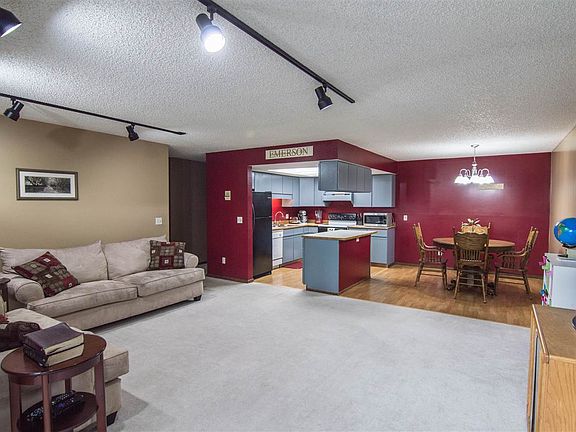 2nd image of 15 Farewell Ave