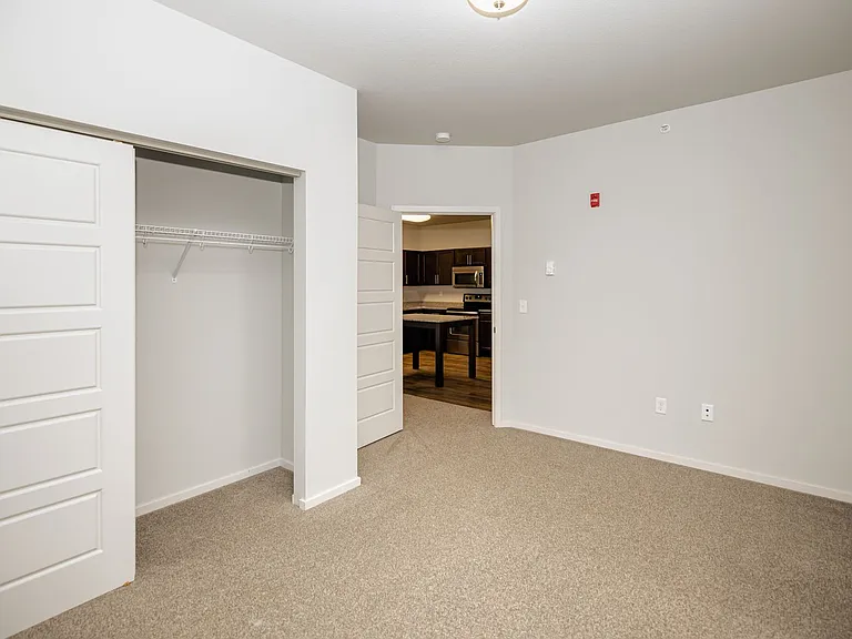 Kascade Place Apartments — Photo 93