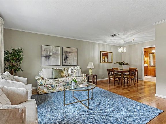 4th image of 1640 BAYOU CIRCLE