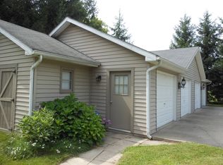 8110 Baldwin Rd, Goodrich, MI 48438