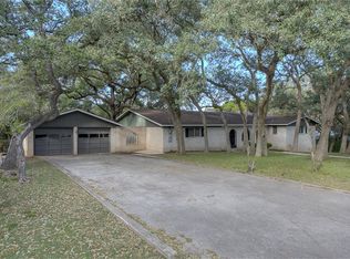 380 Robin Ln, New Braunfels, TX 78132