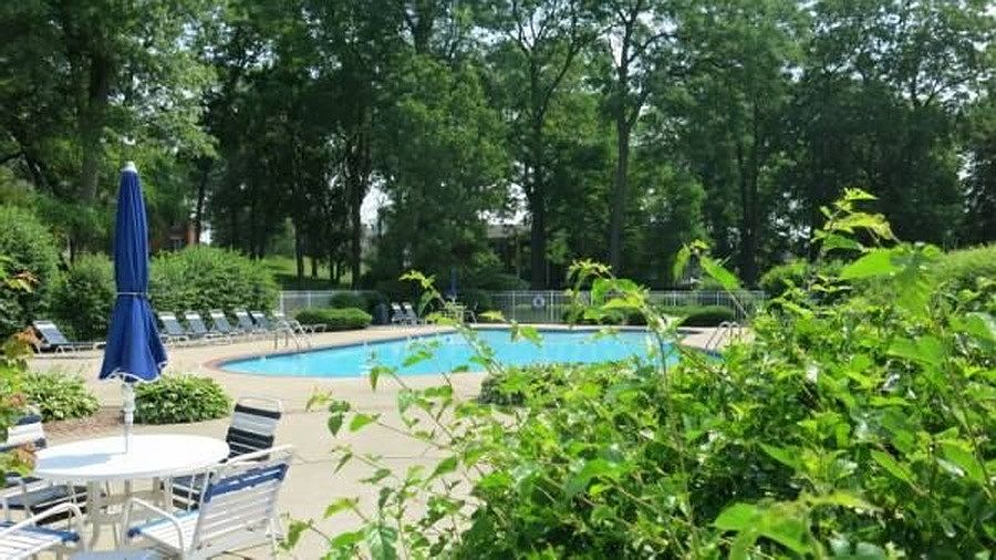 2nd image of 454 Fox Hills Dr N APT 7
