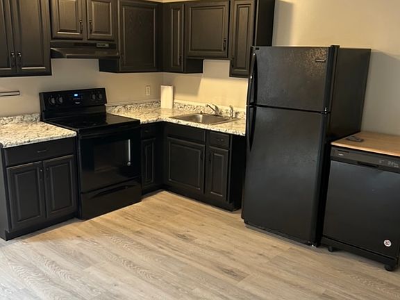 3rd image of 5501 Babcock Blvd APT 4