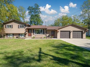 6576 Linden Rd, Fenton, MI 48430