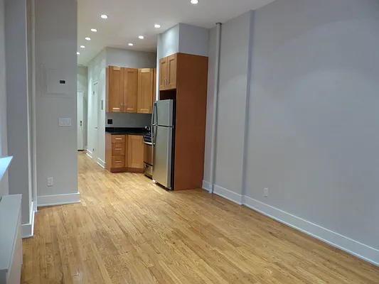 Rented by Immac Realty | media 28