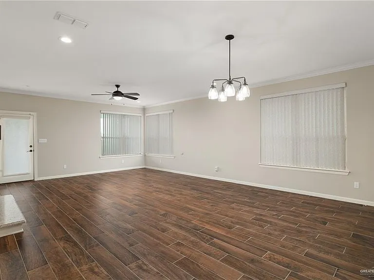 14220 Amistad Cir — Photo 5