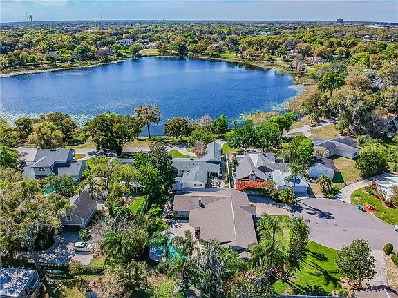3rd image of 541 Ventris Ct