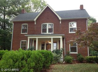 519 S George St, Charles Town, WV 25414