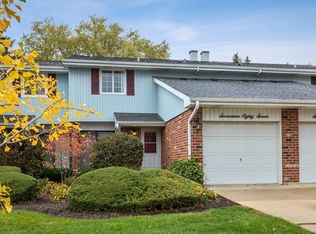 1787 Trent Ct, Wheaton, IL