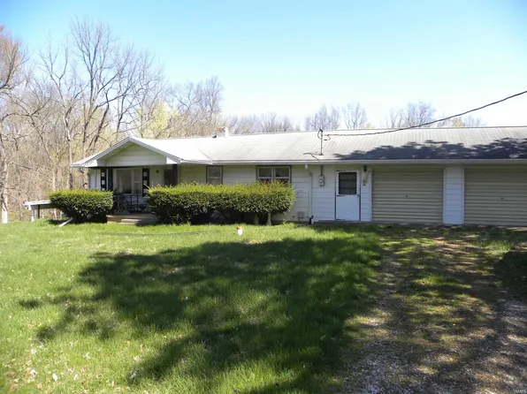 1523 Freeman Rd, Bloomfield, IN 47460