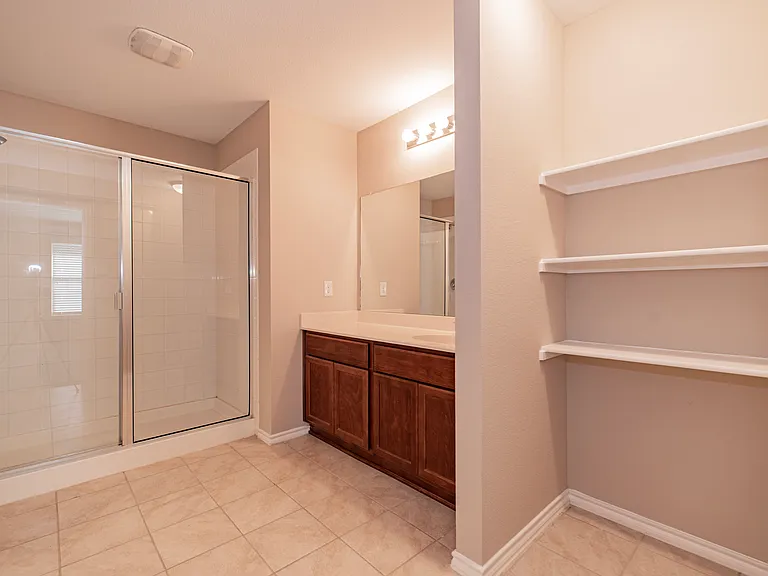1120 Decker Dr — Photo 10
