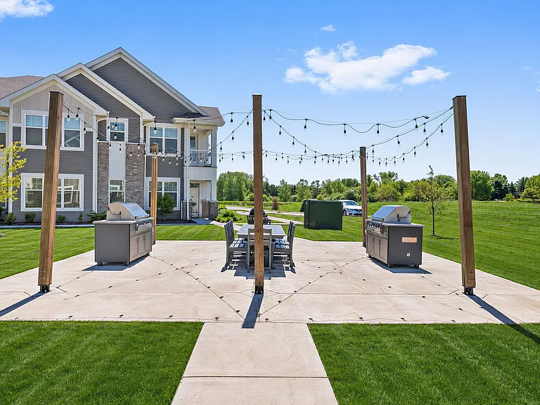 Seasons at River View Outdoor Pergola