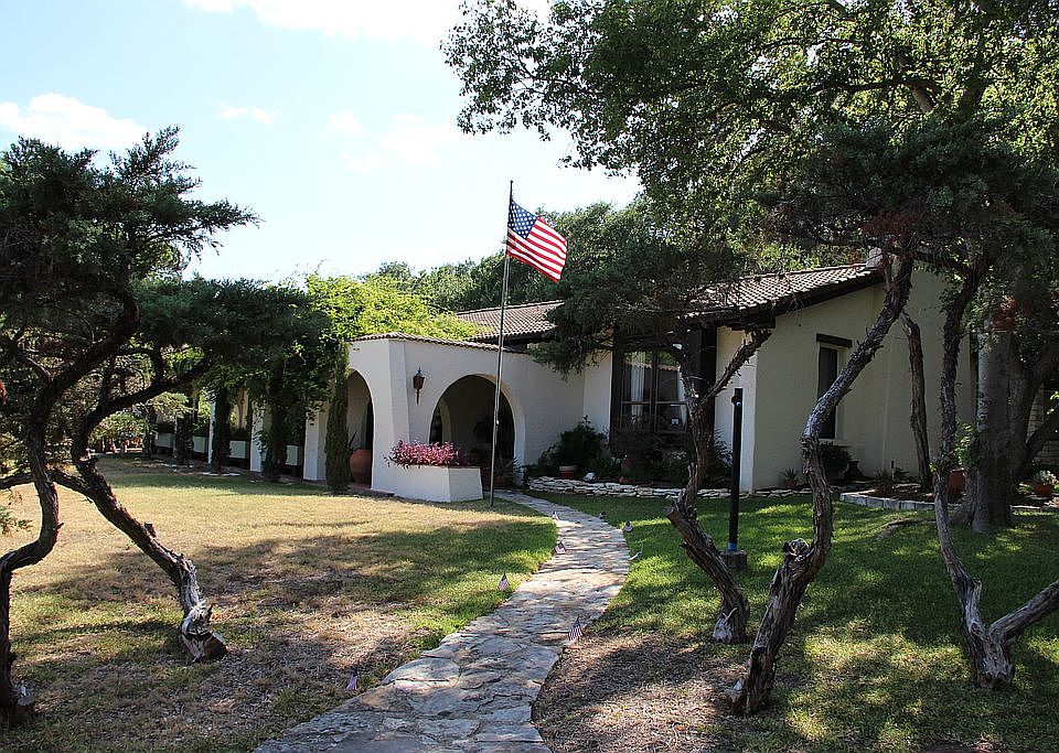 1st image of 7608 Creekbluff Dr
