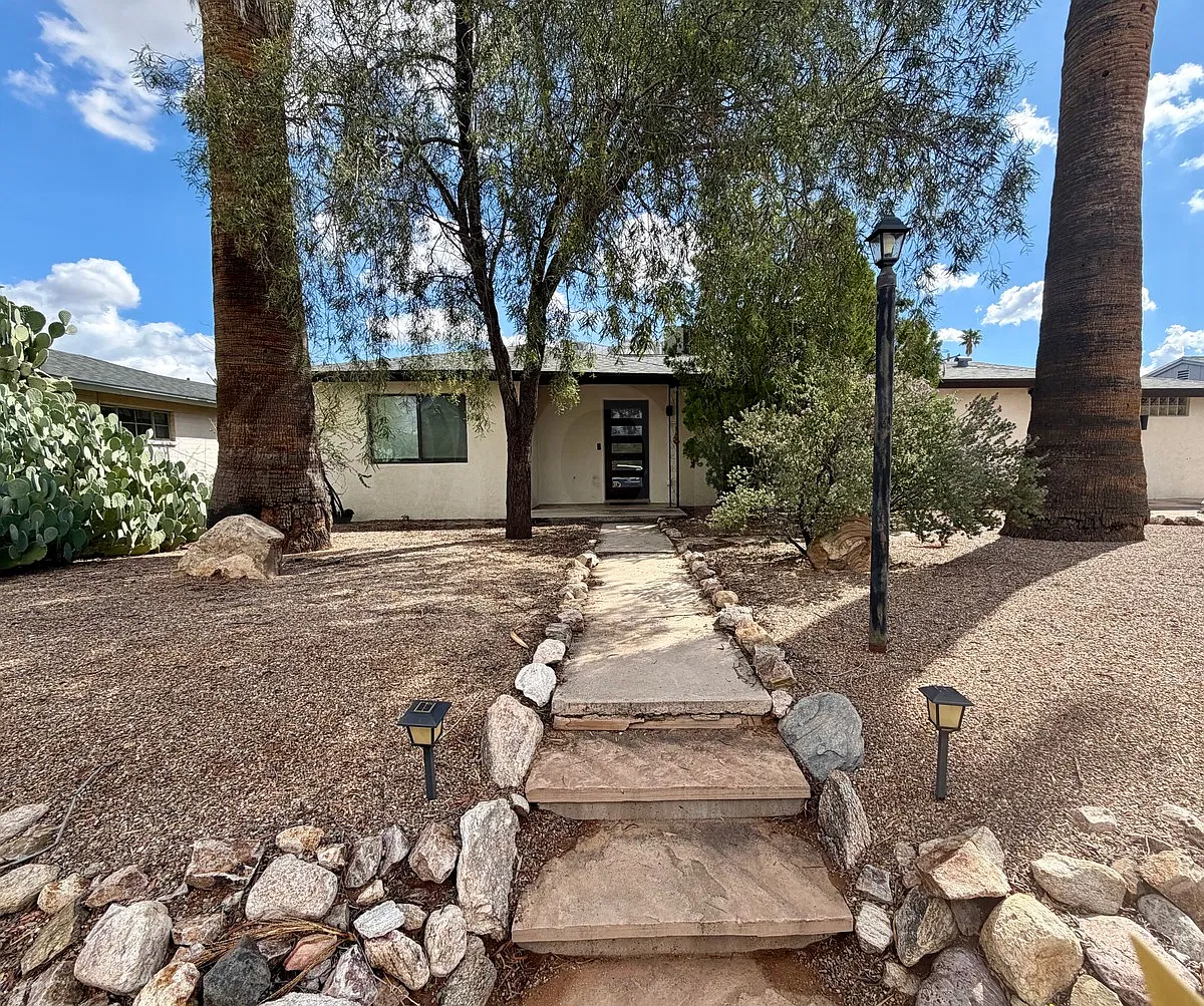 3 bed, 2.0 bath, 1543 sqft, $1,975 — Photo 1