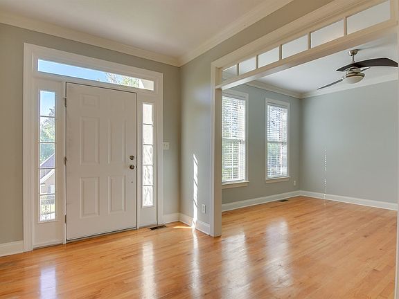 5th image of 651 Deerwood Way