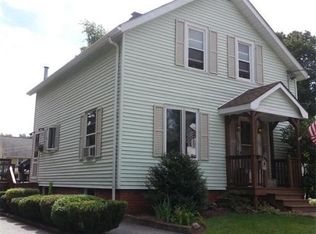 31 Meadow Ave, Cumberland, RI 02864