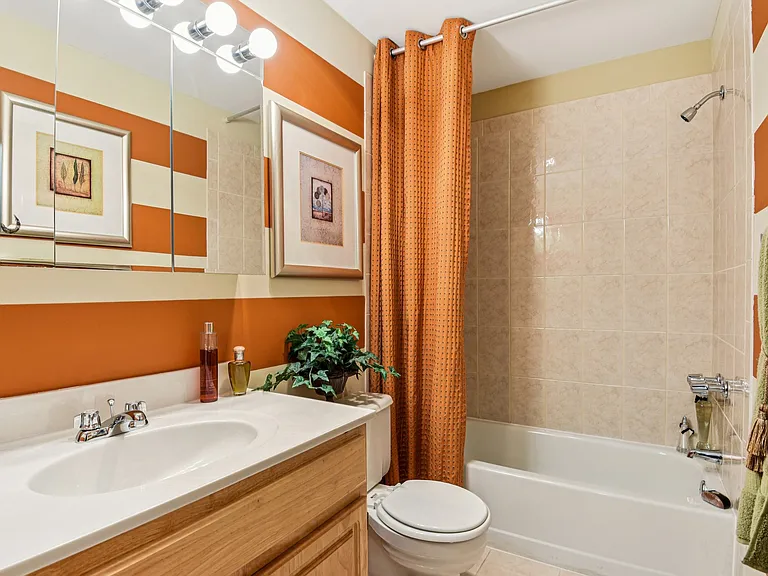 Howard Hills Rental Townhomes and Duplexes — Photo 81