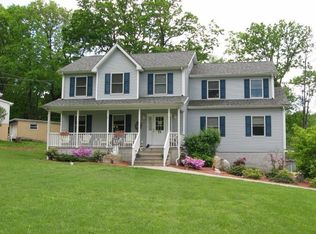 73 Minnisink Rd, Lake Hopatcong, NJ 07849