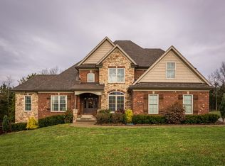 298 Oak Park Dr, Mt Washington, KY 40047