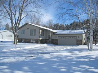 1740 Oak Rd, Saint Cloud, MN 56303