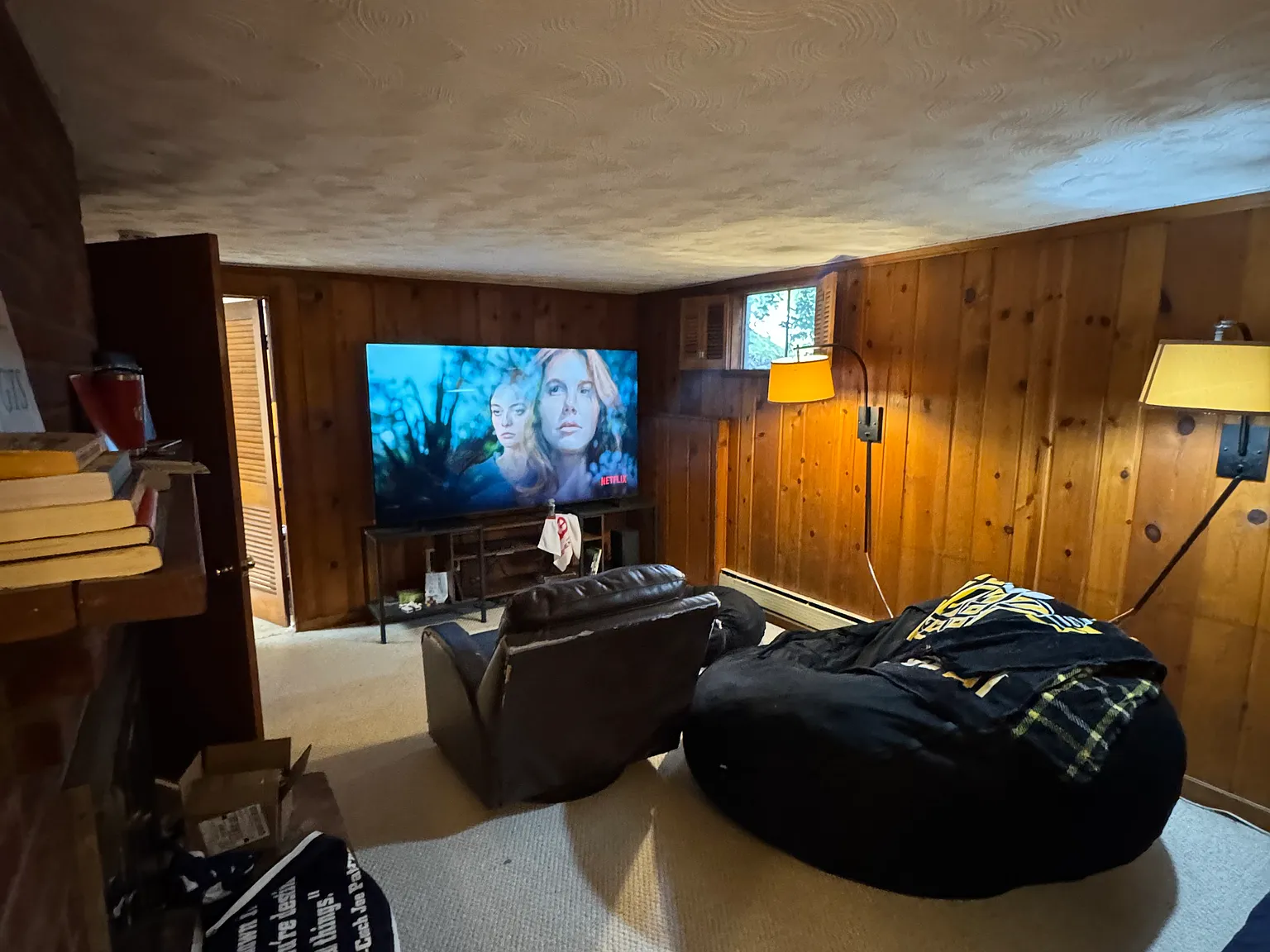 3 bed, 984 sqft, $1,400 — Photo 1