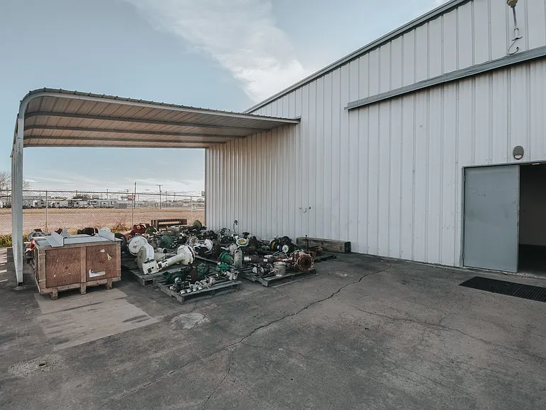 13102 N Navarro St — Photo 17