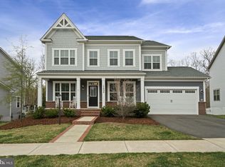17934 Woods View Dr, Dumfries, VA 22026