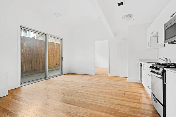 Rented by Glenmark Realty | media 1