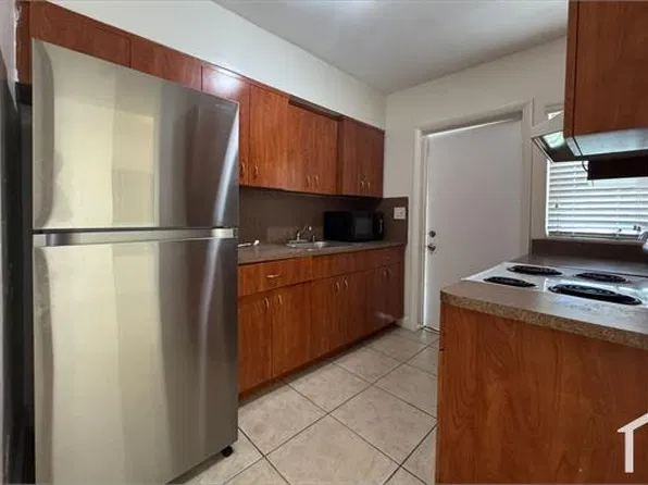 1320 NW 87th St, Miami, FL 33147