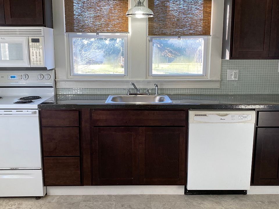 1st image of 906 Edgemont Ave