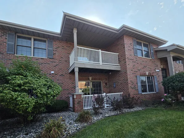 545 Cambridge Ct Unit 1-A, Munster, IN 46321