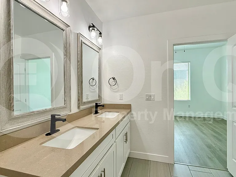9160 N 67th Ave #226 — Photo 23