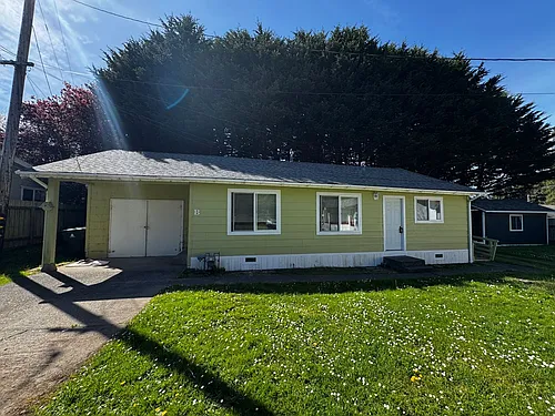 3956 V St Photo 1